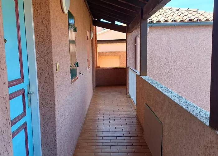 Week End A La 아파트 *